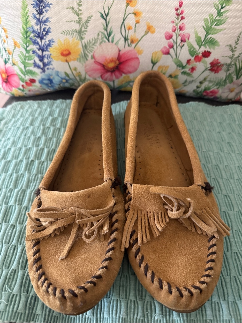 Minnetonka Kilty Suede Moccasins - Size 9.5